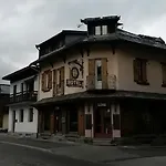 La Boule De Neige Hotel