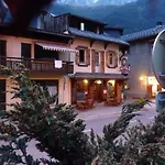 La Boule De Neige Hotel