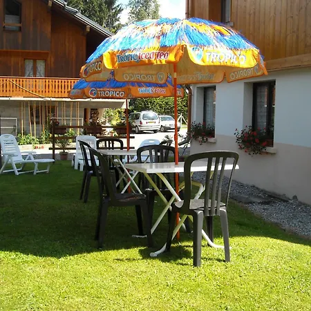 Hotel La Boule De Neige 2*