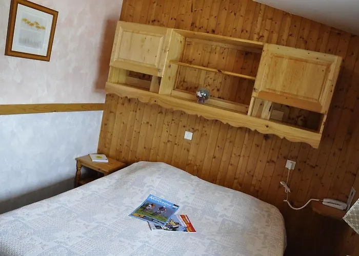 Hotel La Boule De Neige 2*