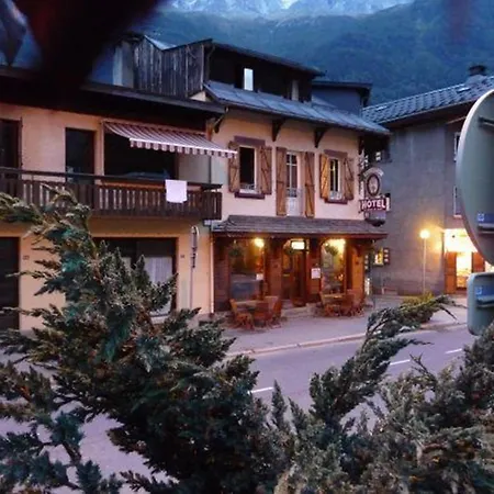 La Boule De Neige Hotel