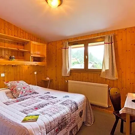 Hotel La Boule De Neige 2*