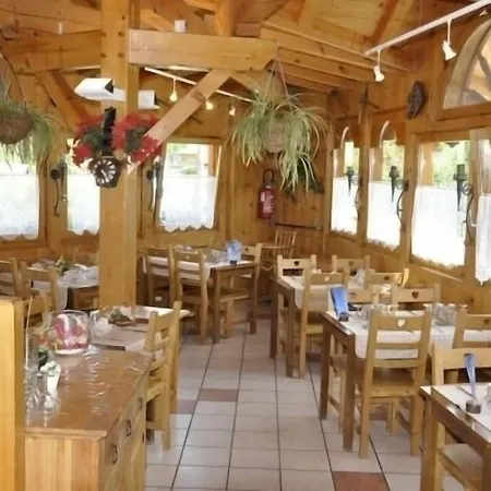 Hotel La Boule De Neige 2*