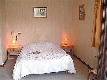 Hotel La Boule De Neige 2*
